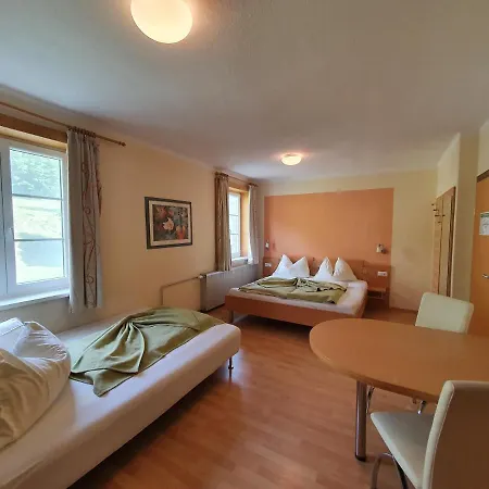 Zur Post Affittacamere