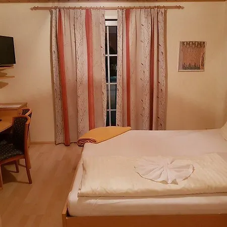 Guest house Zur Post 3*