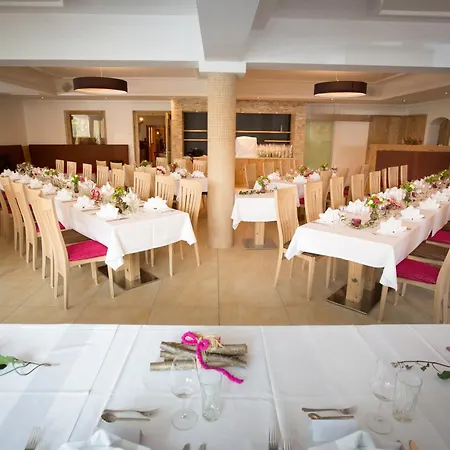 Zur Post Guest house Ossiach