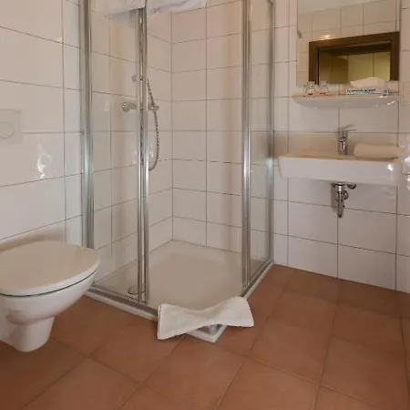 Gæstehus Zur Post Ossiach