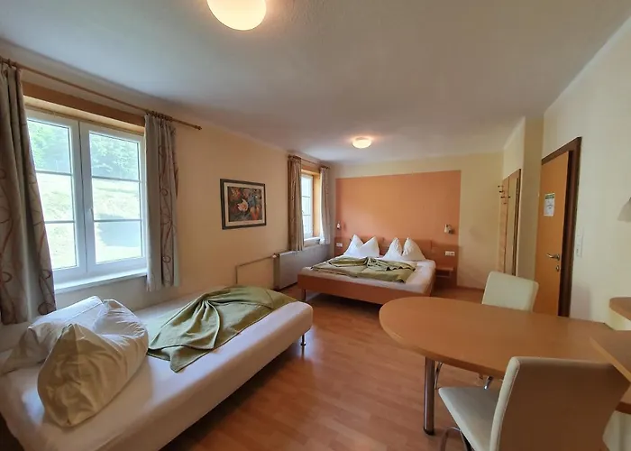 Zur Post Guest house