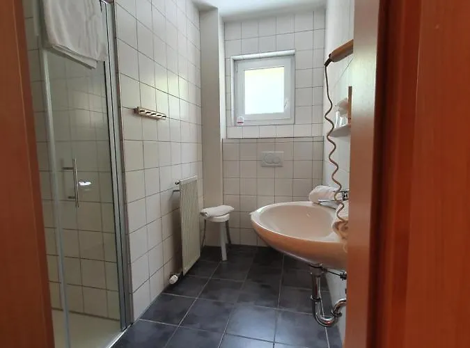 Zur Post Guest house 3*